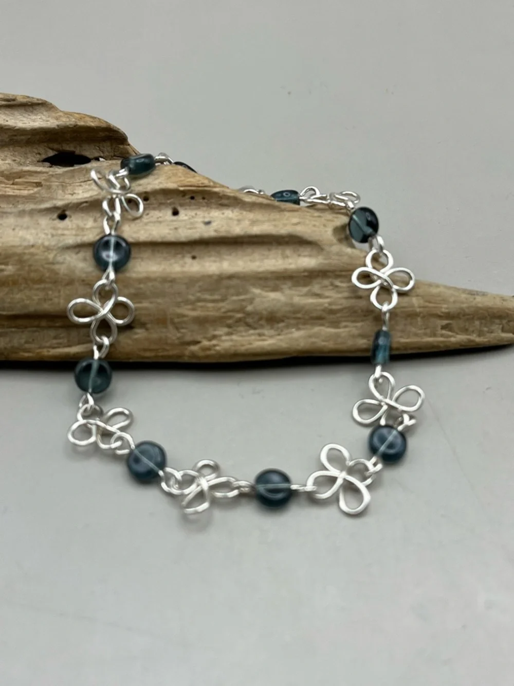 Handmade Sterling Silver Flower Link Bracelet 925 Blue Beaded Dainty Wire Wrappe - Picture 2 of 4
